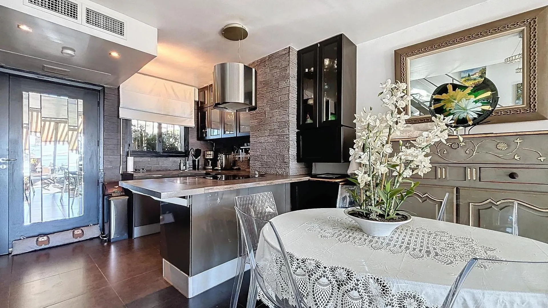 Apartment Superbe Duplexe Front De Mer, Acces Direct Aux Plages Cannes France